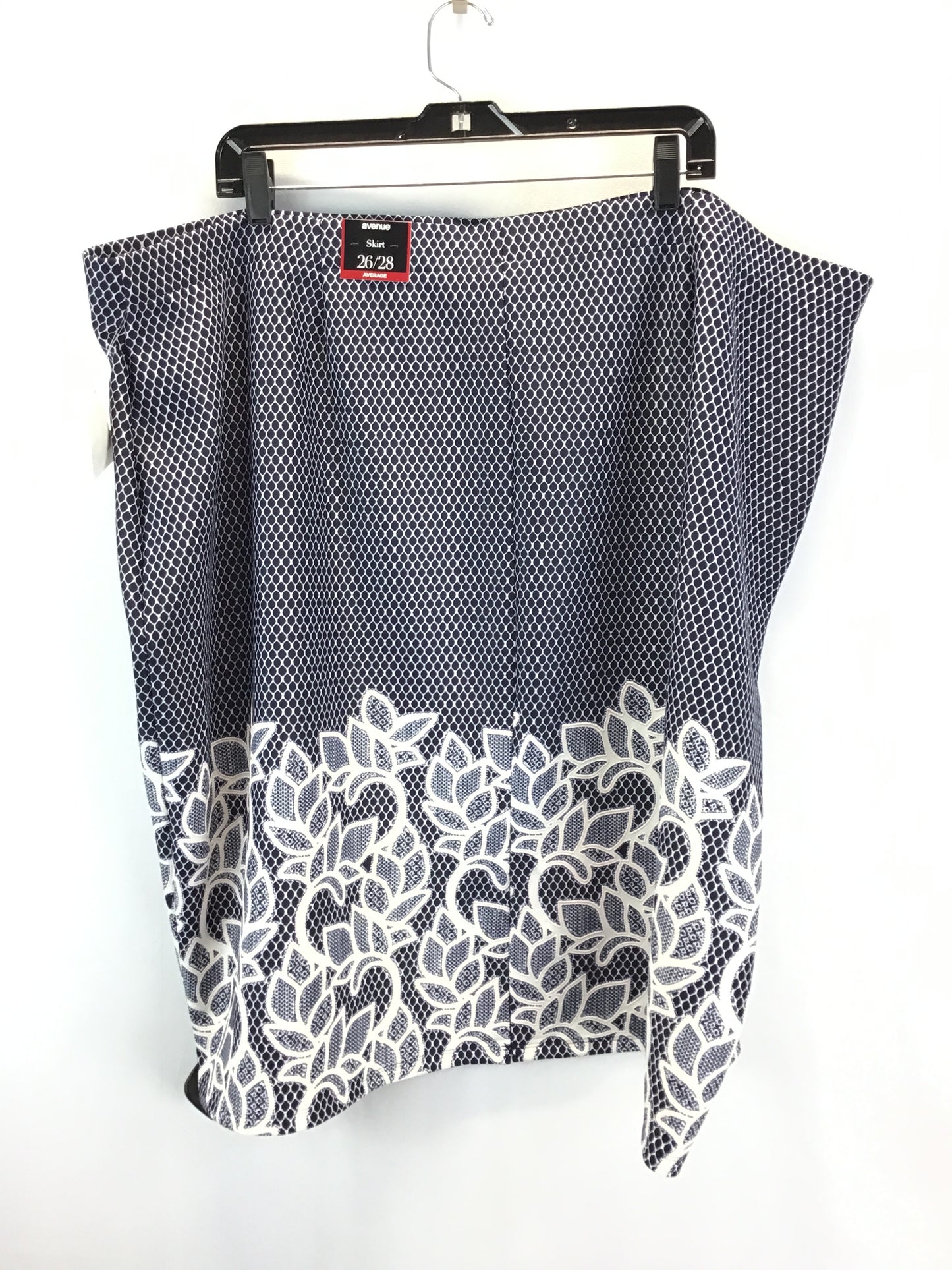 Skirt Midi By Avenue Size: 26