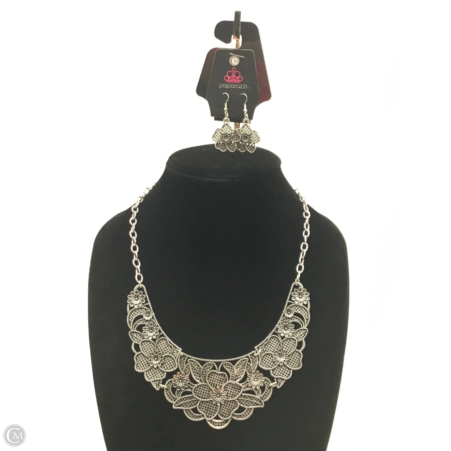 Necklace Set By Paparazzi, Size: 02 Piece Set