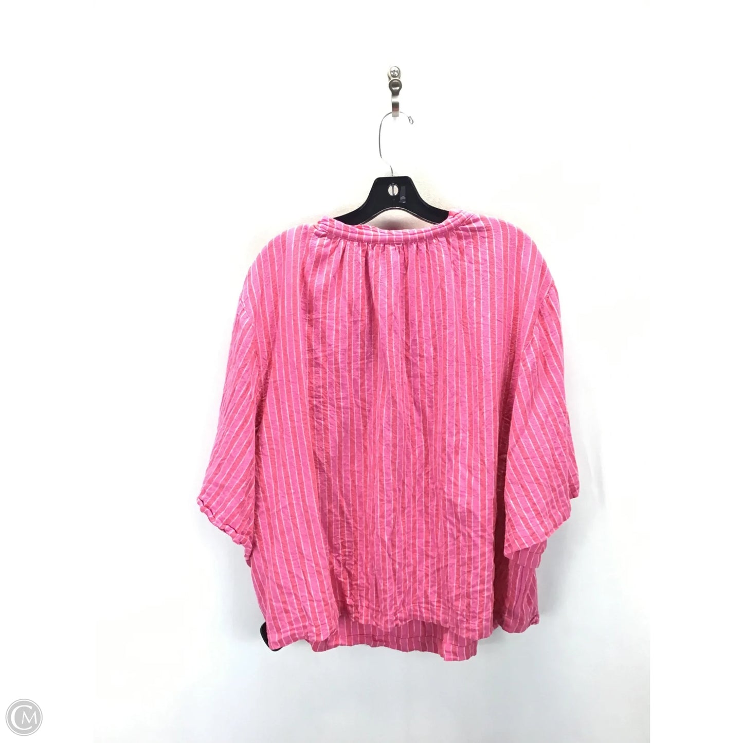 Top Short Sleeve By Universal Thread In Pink, Size: Xxl