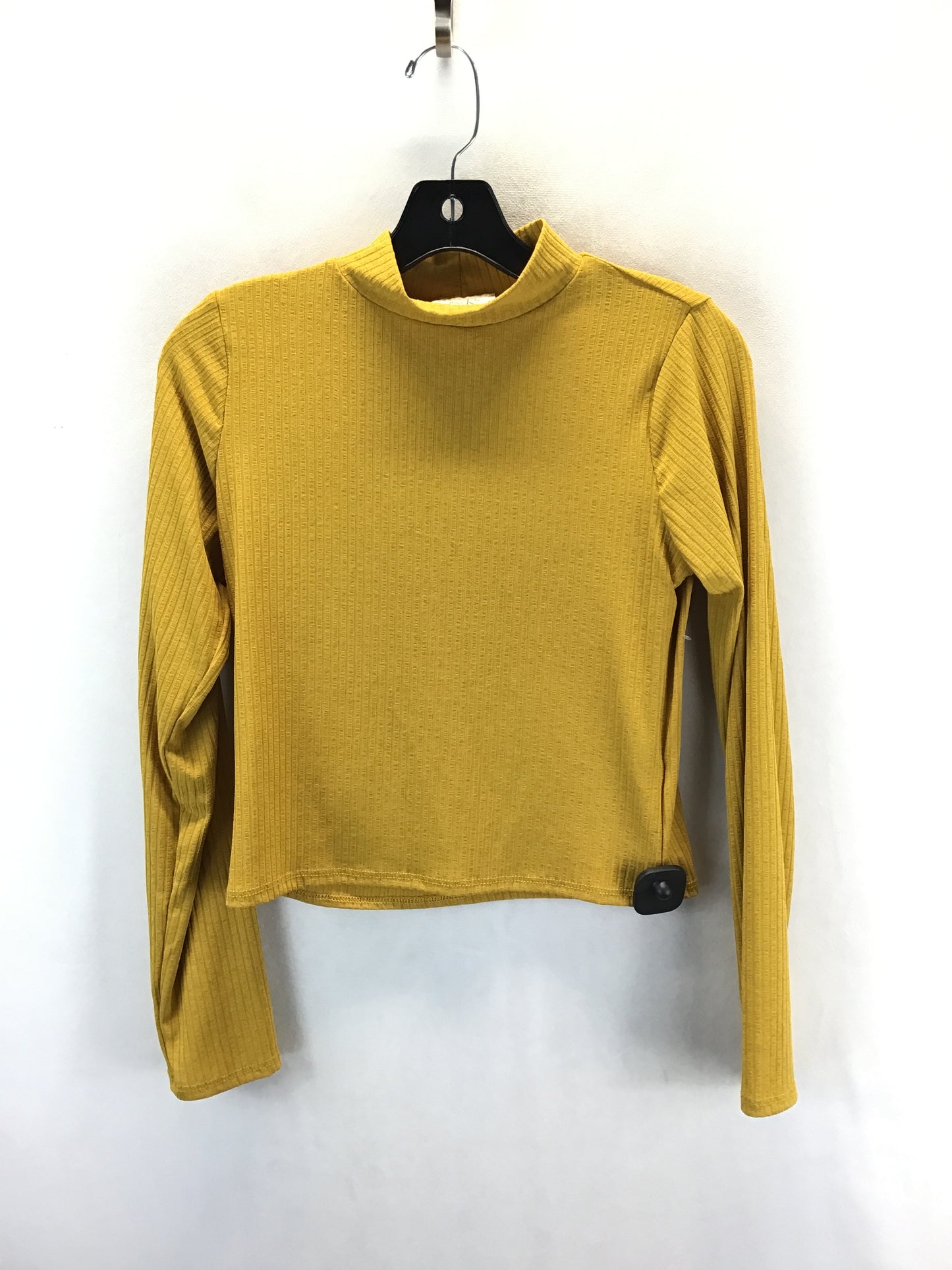 Top Long Sleeve Basic By Clothes Mentor In Yellow, Size: L