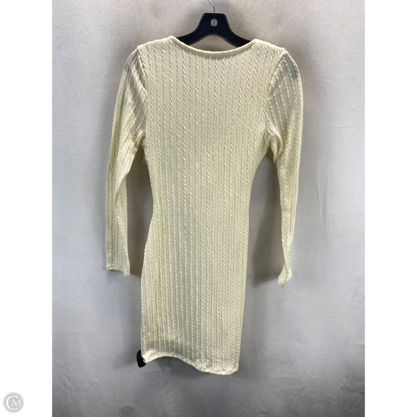 Dress Sweater By Clothes Mentor In Cream, Size: S