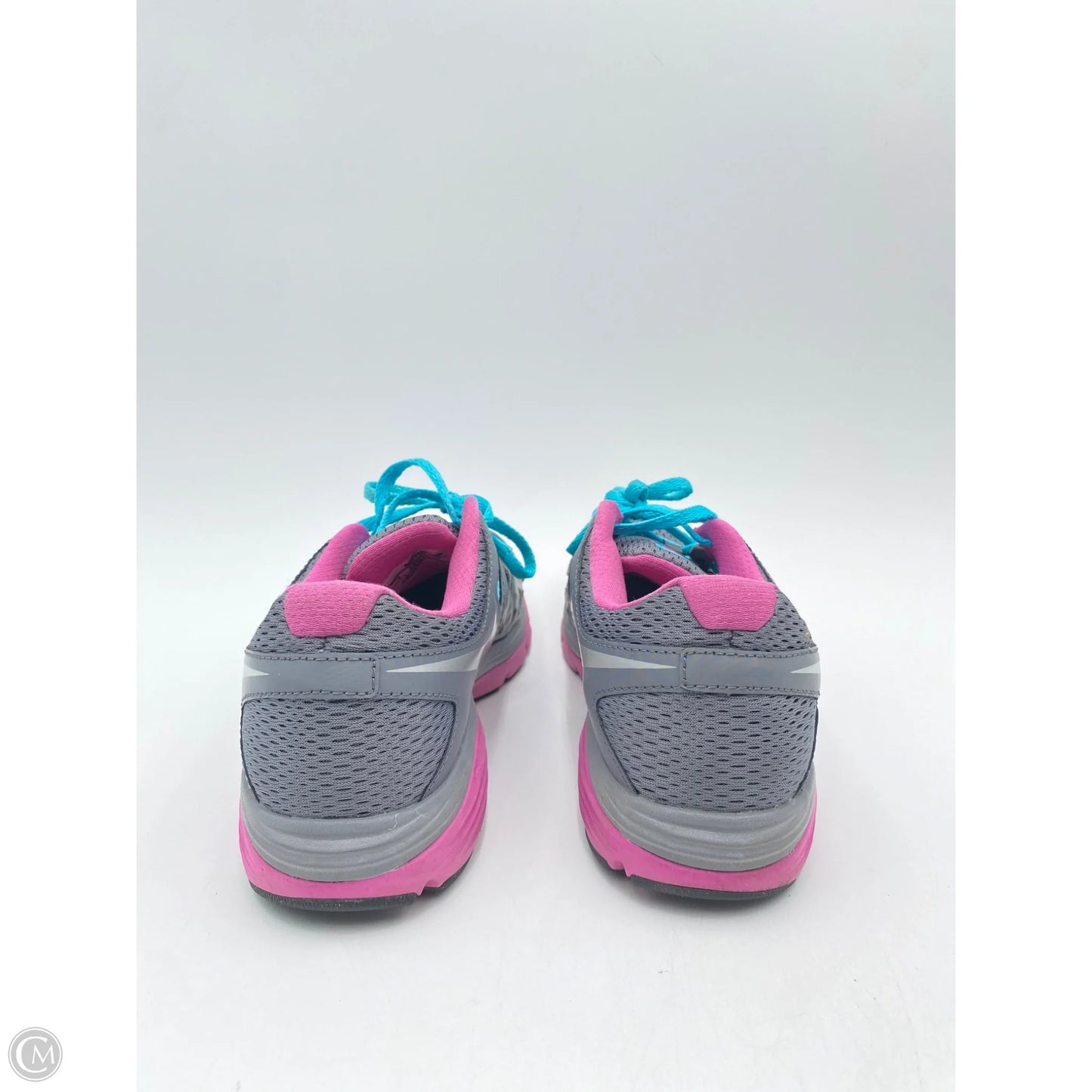 Shoes Sneakers By Nike In Grey & Pink, Size: 8