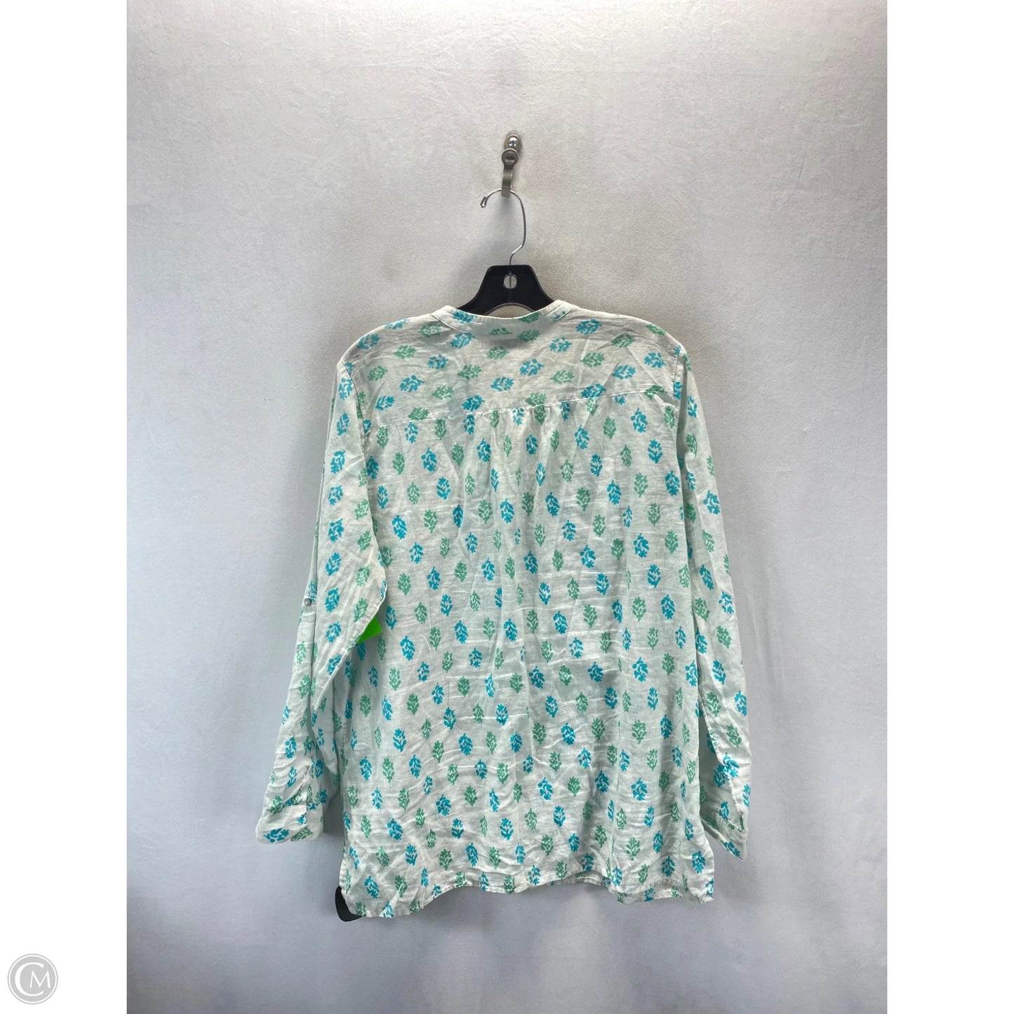 Top Long Sleeve By Old Navy In White, Size: L