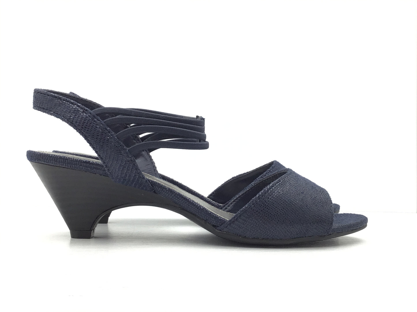 Sandals Heels Kitten By Clothes Mentor Size: 8