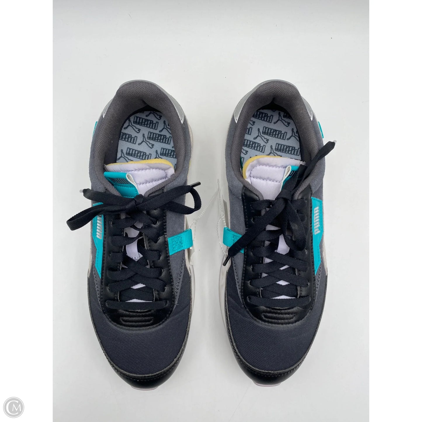 Shoes Athletic By Puma In Black & Yellow, Size: 9.5