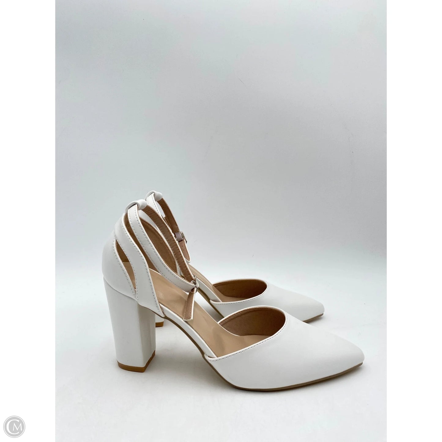 Shoes Heels Block By Clothes Mentor In White, Size: 9.5