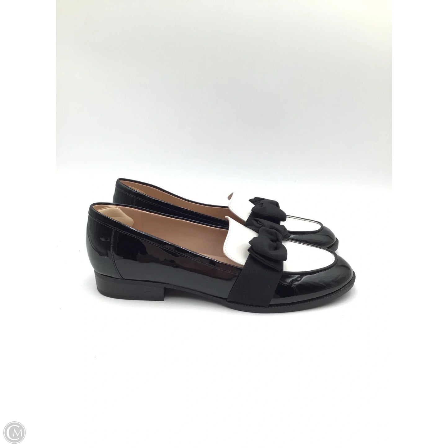 Shoes Flats By Bandolino In Black & White, Size: 11