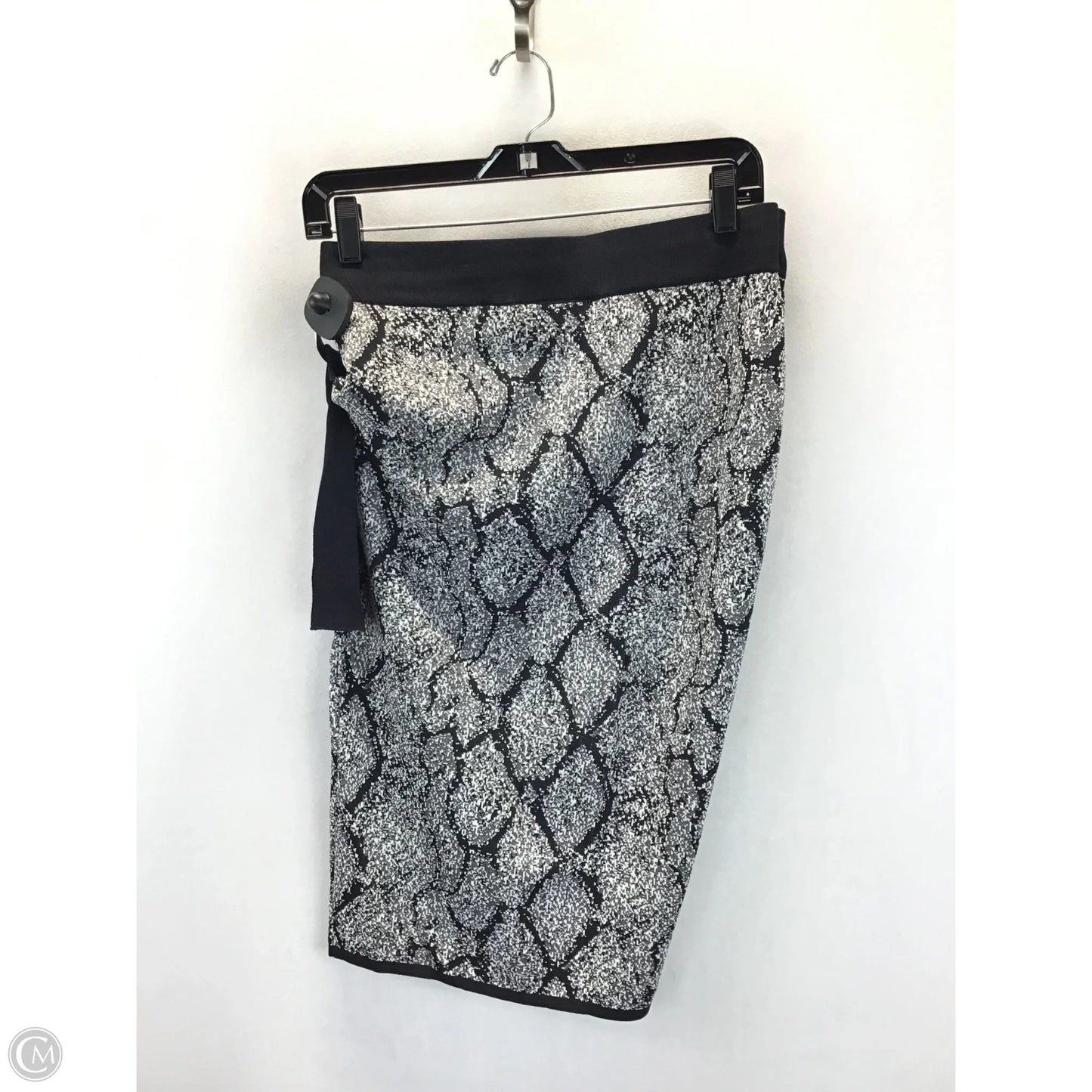 Skirt Midi By New York And Co In Black & Grey, Size: S