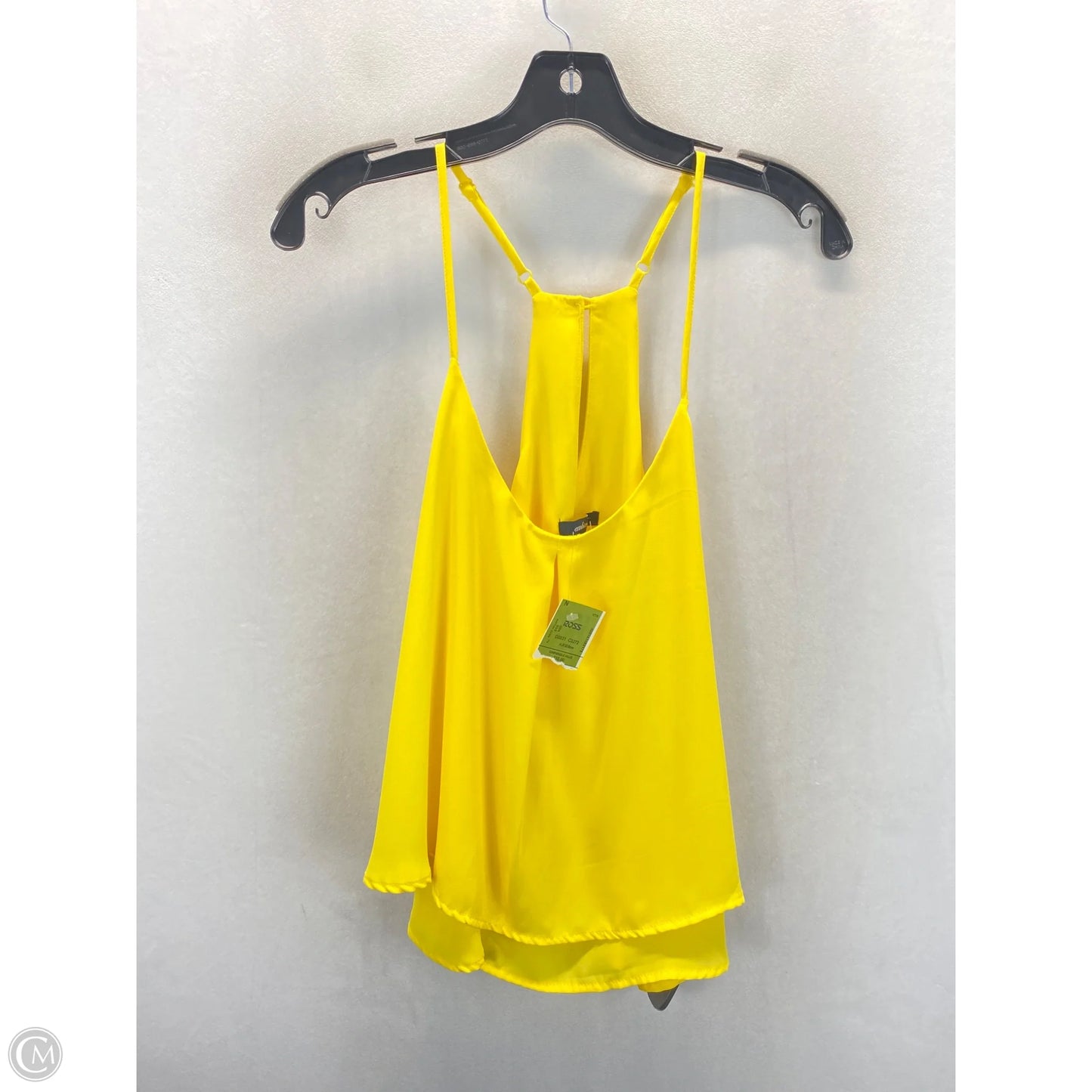 Top Sleeveless By Ambiance Apparel In Yellow, Size: M