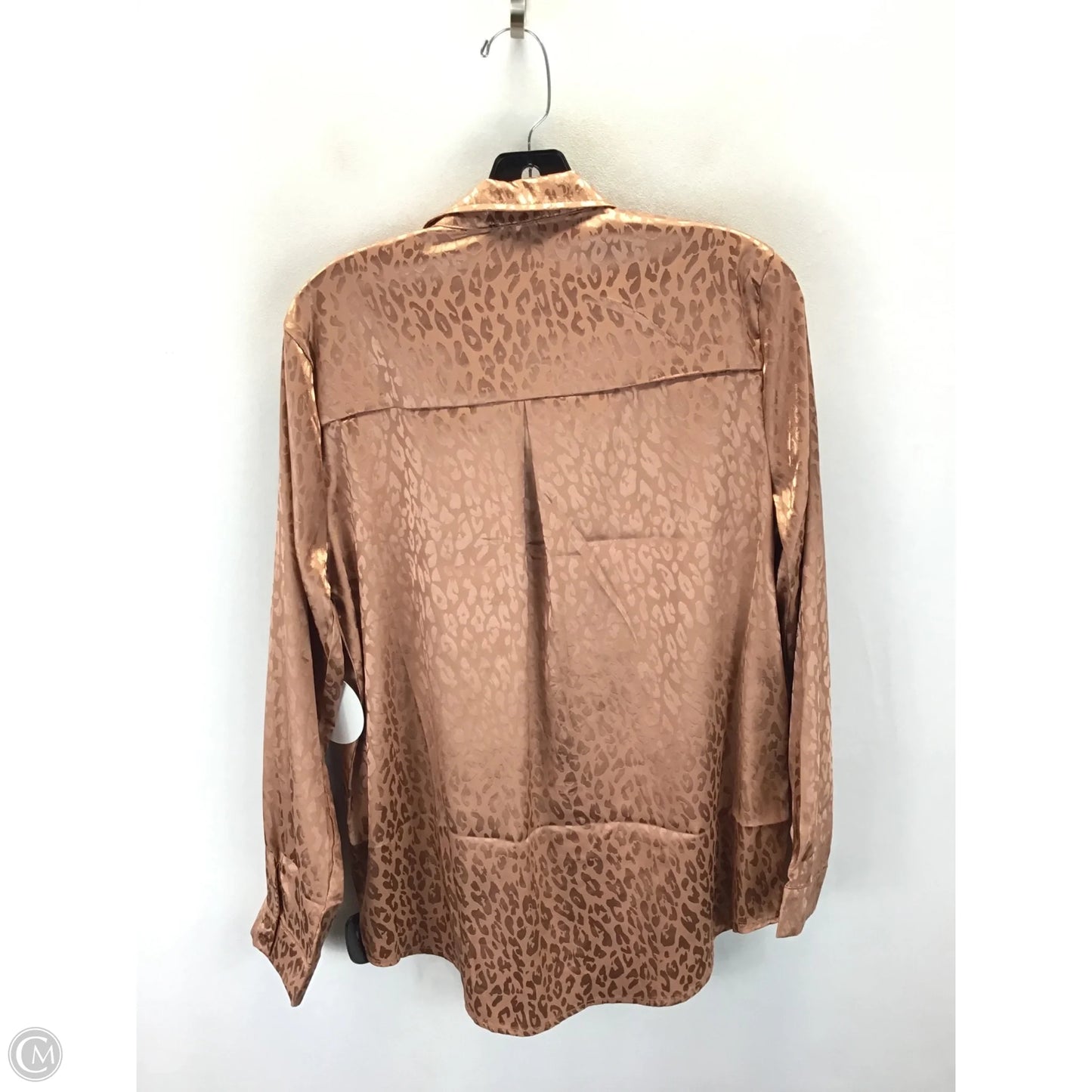 Top Long Sleeve By Clothes Mentor In Animal Print, Size: M
