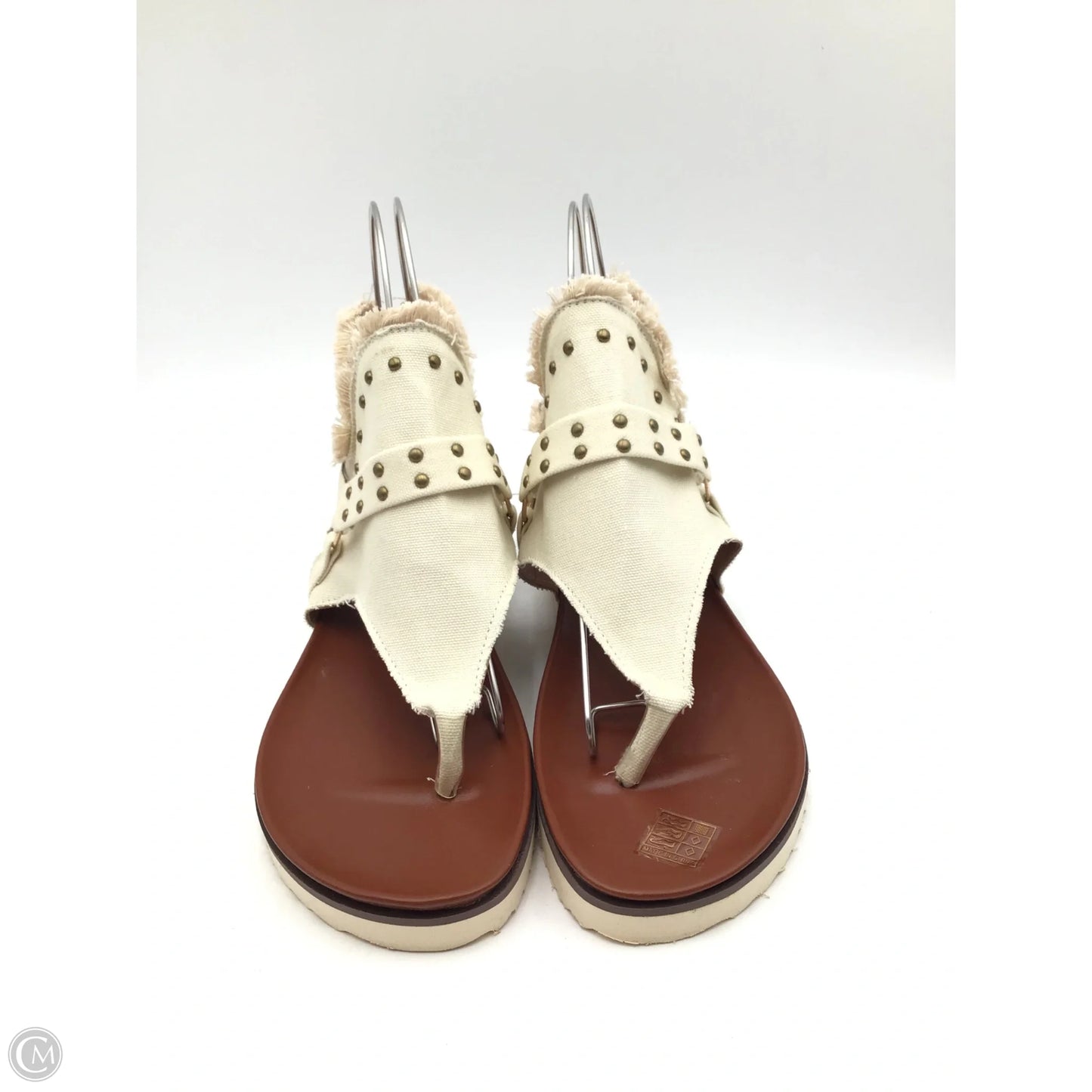 Sandals Flats By Clothes Mentor In Beige, Size: 10