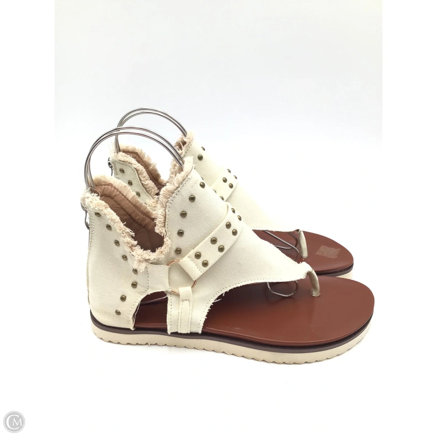 Sandals Flats By Clothes Mentor In Beige, Size: 10