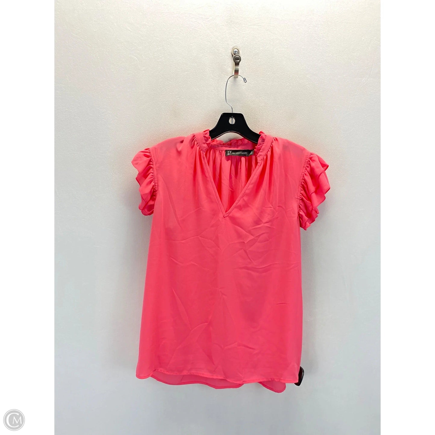 Top Short Sleeve By New York And Co In Pink, Size: M