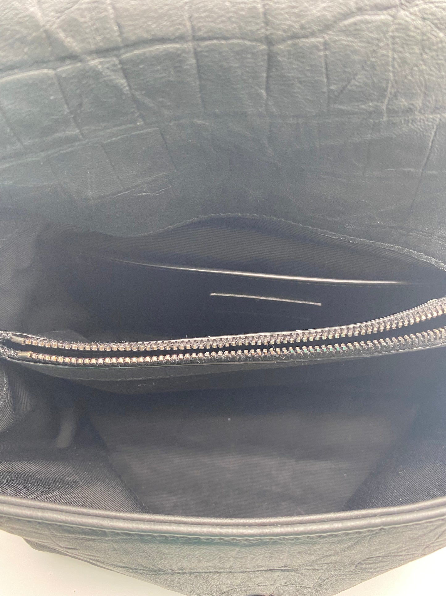 Handbag Luxury Designer By Yves Saint Laurent, Size: Medium