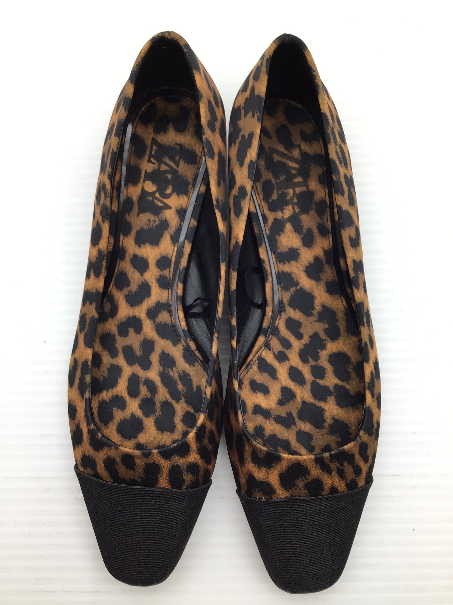 Shoes Flats Ballet By Zara Size: 6.5