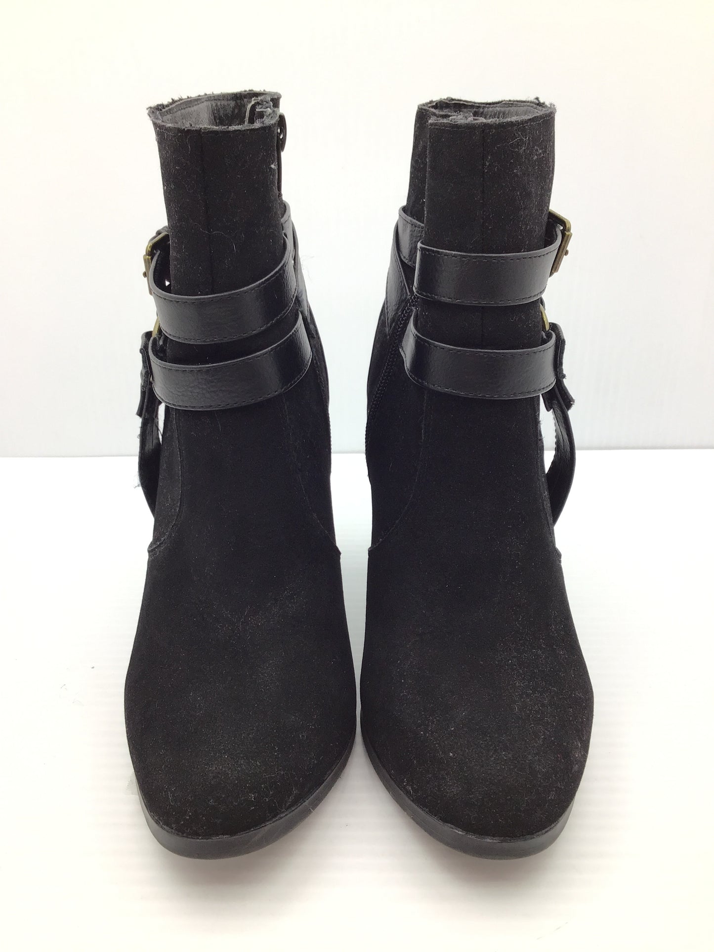 Boots Ankle Heels By Shoedazzle Size: 7
