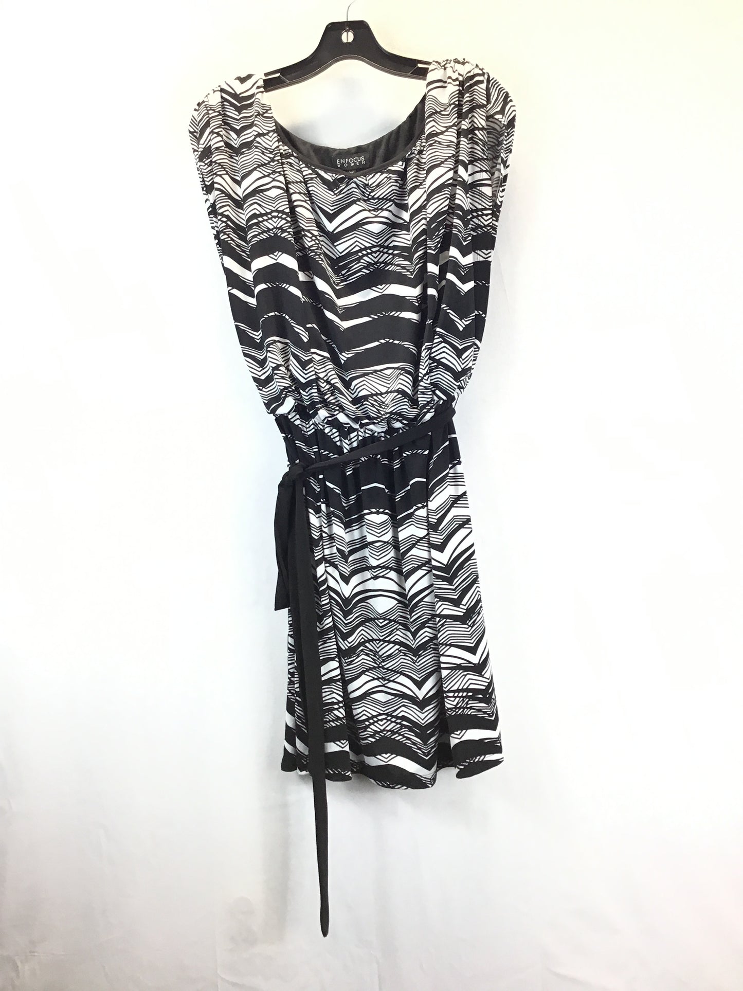 Dress Casual Midi By Enfocus Size: 18