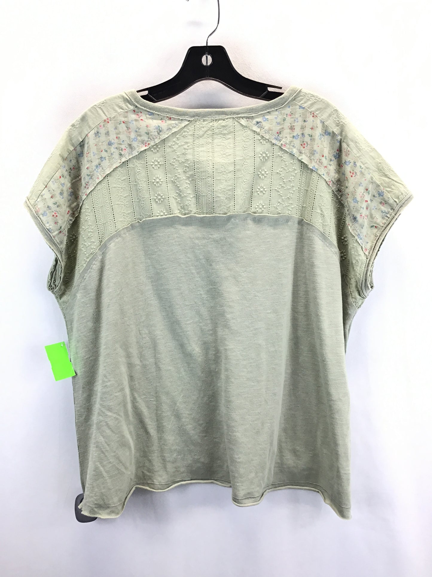 Top Sleeveless By Clothes Mentor In Green, Size: L