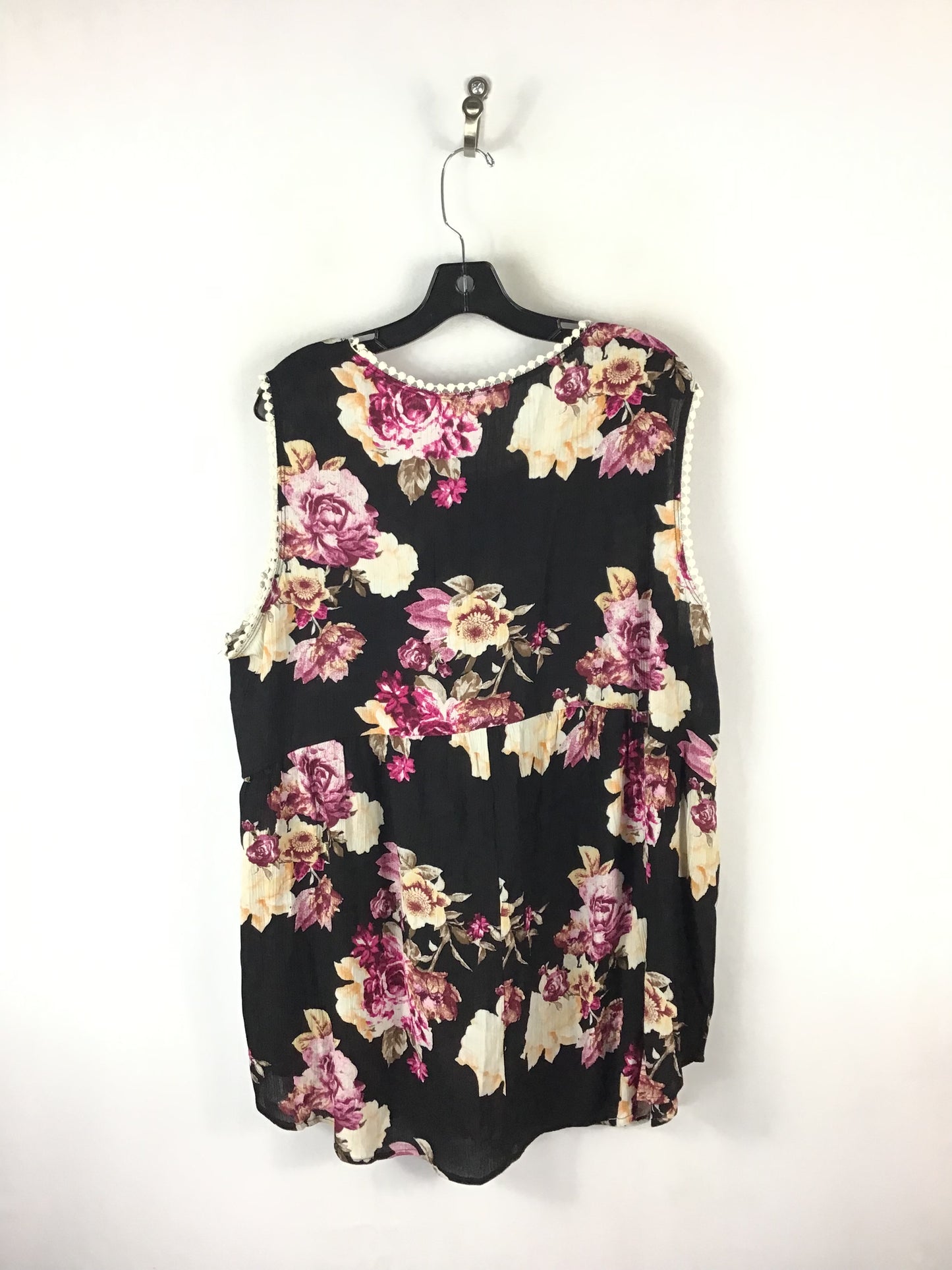 Top Sleeveless By Vanilla Bay In Floral Print, Size: 3x