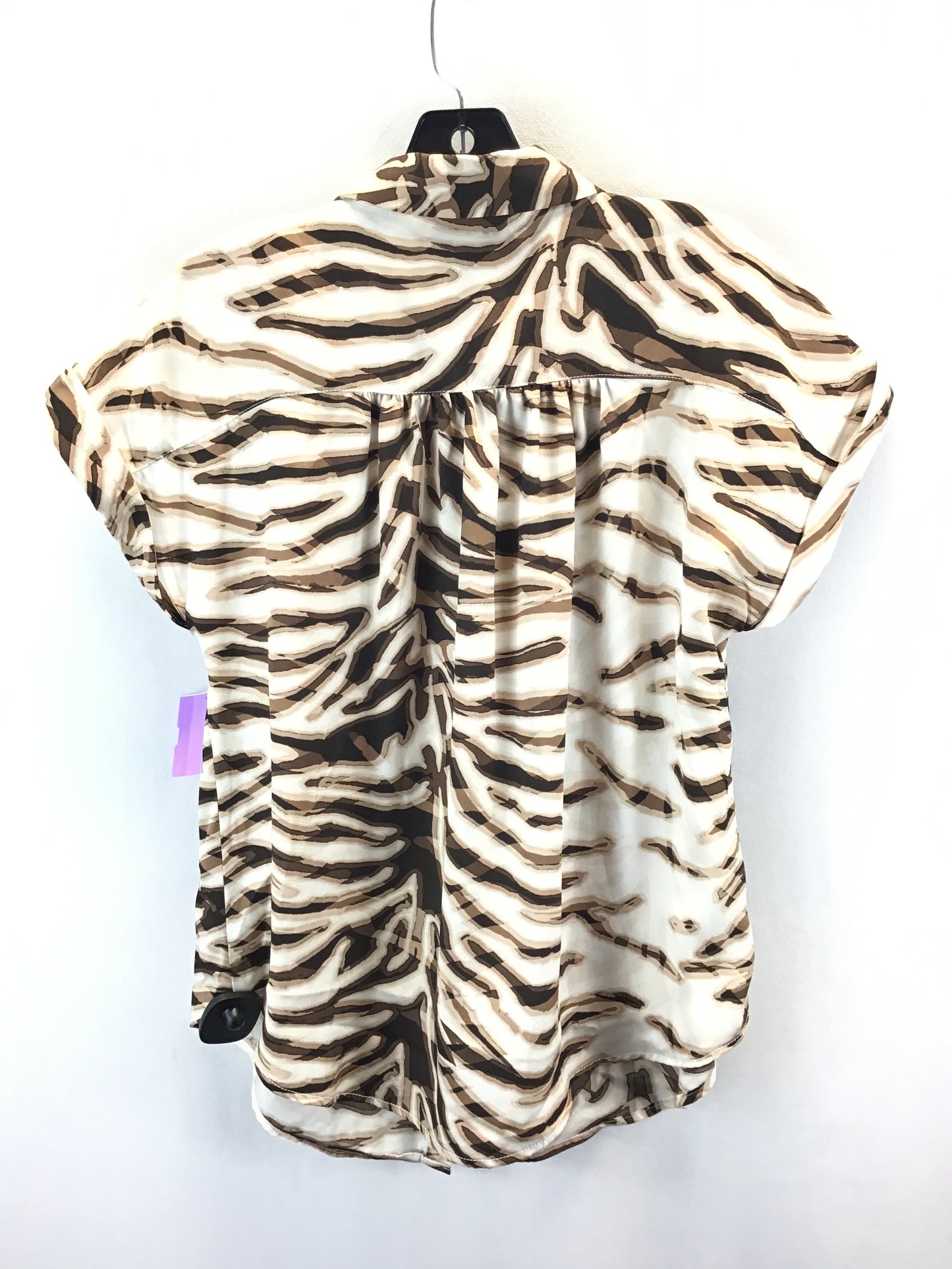 Top Short Sleeve By New York And Co In Animal Print, Size: L