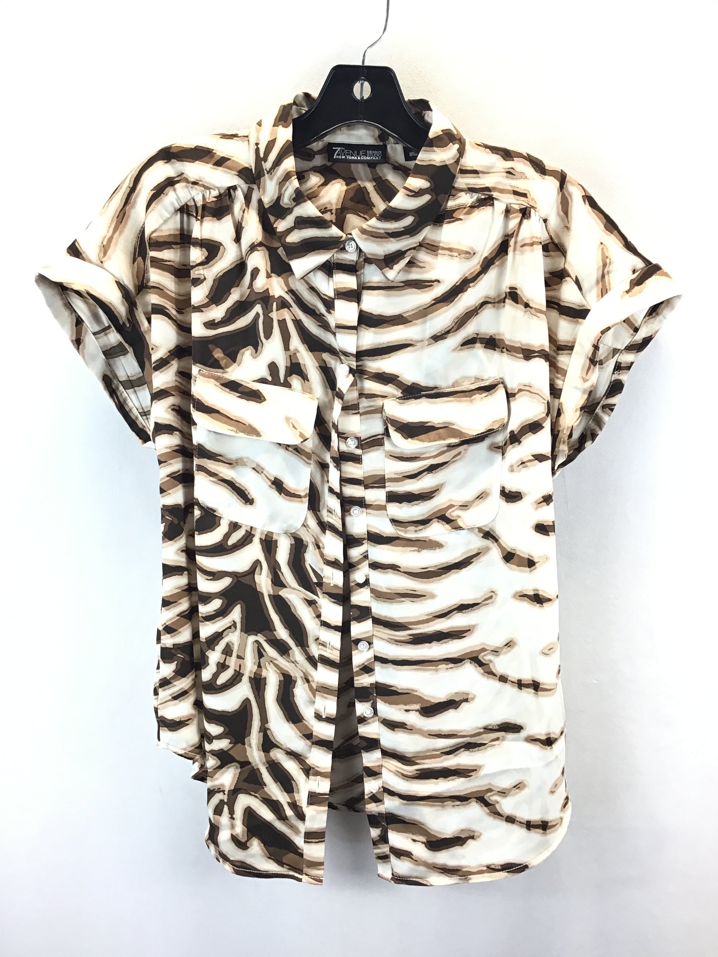 Top Short Sleeve By New York And Co In Animal Print, Size: L