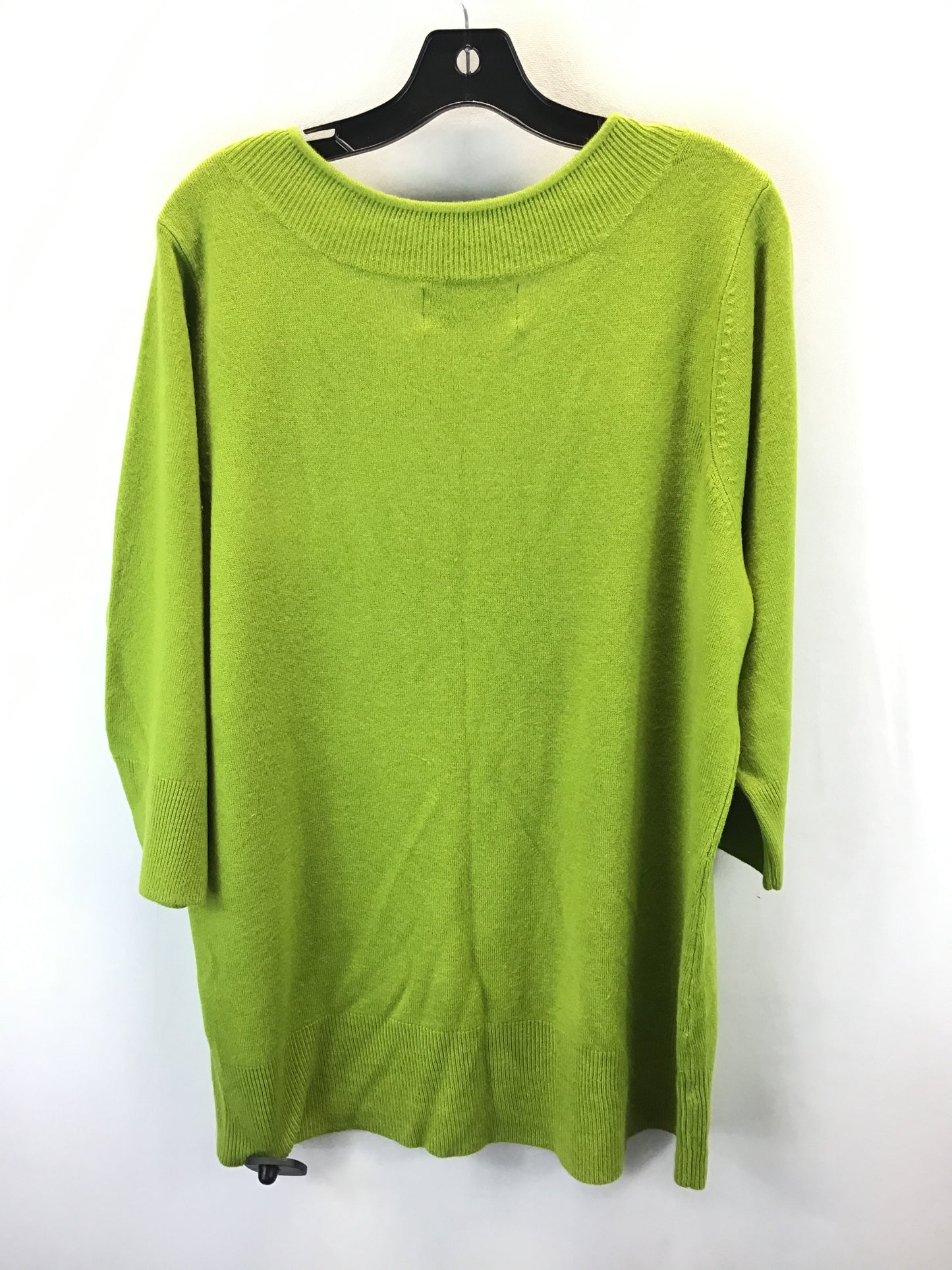 Sweater By Avenue In Green, Size: 1x