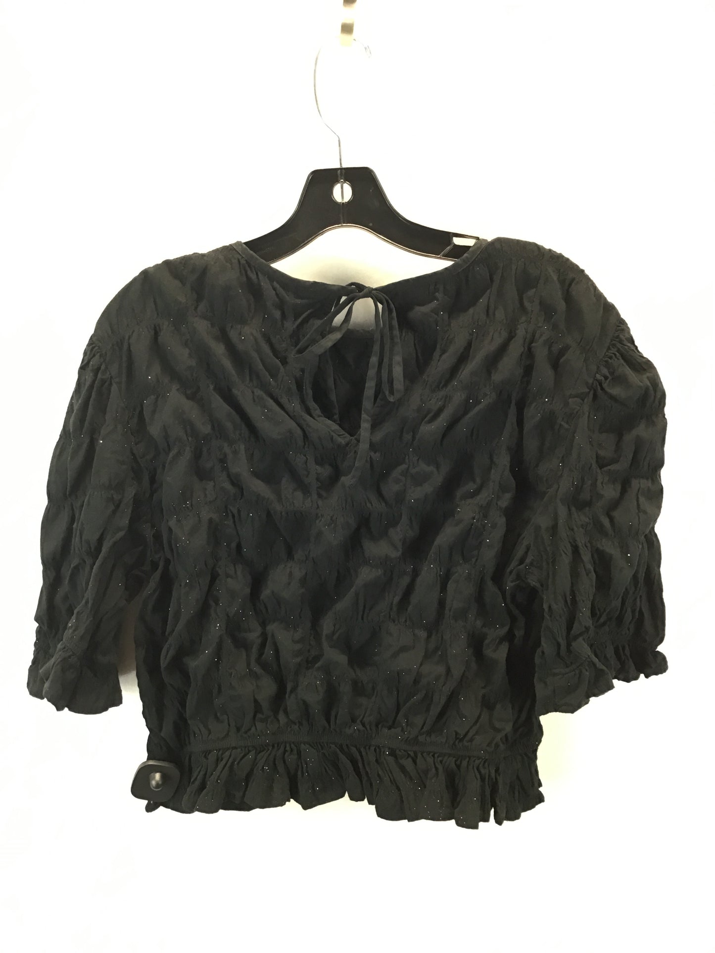 Top Short Sleeve By Clothes Mentor In Black, Size: L