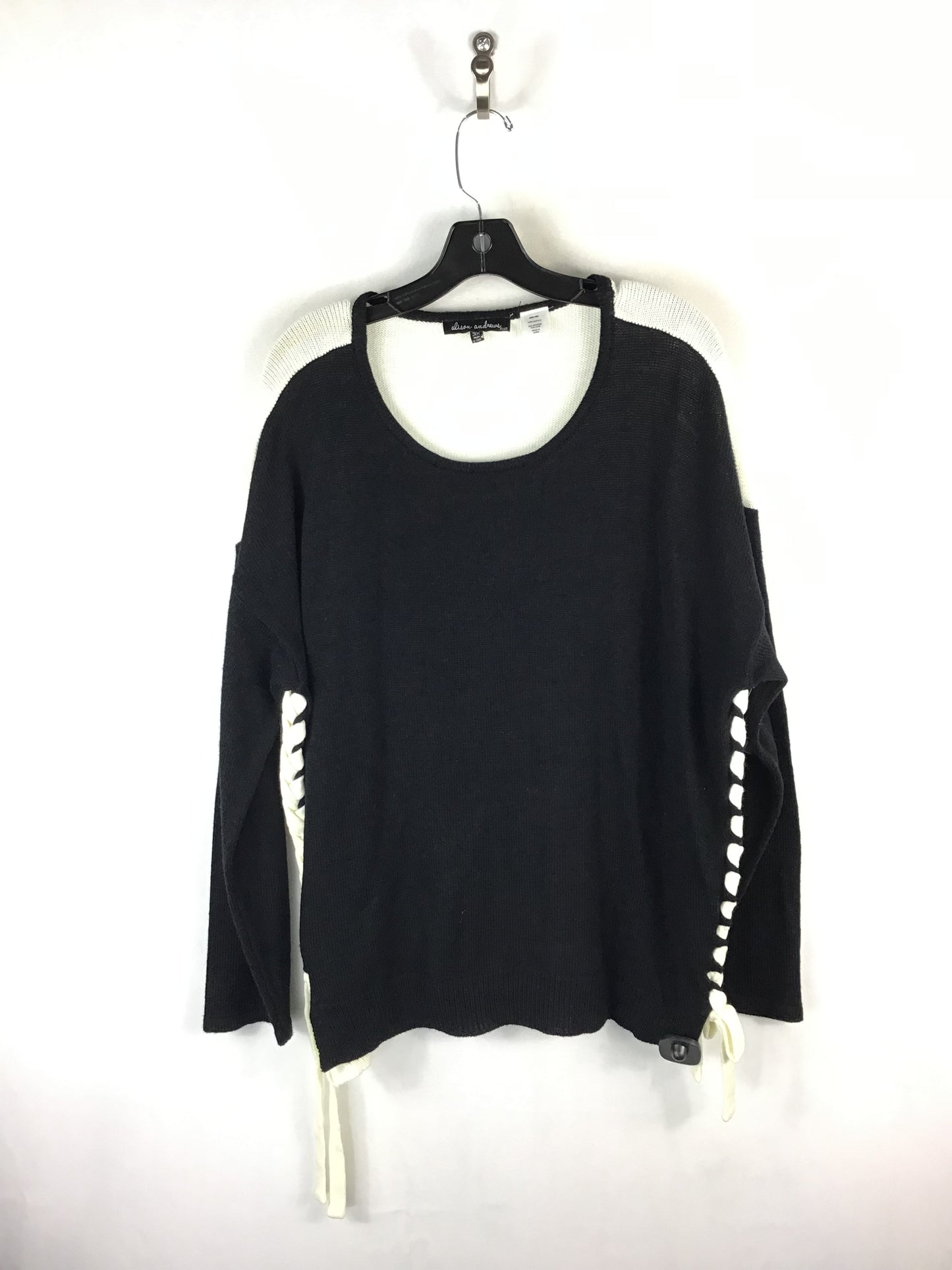 Sweater By Clothes Mentor In Black & Cream, Size: 3x