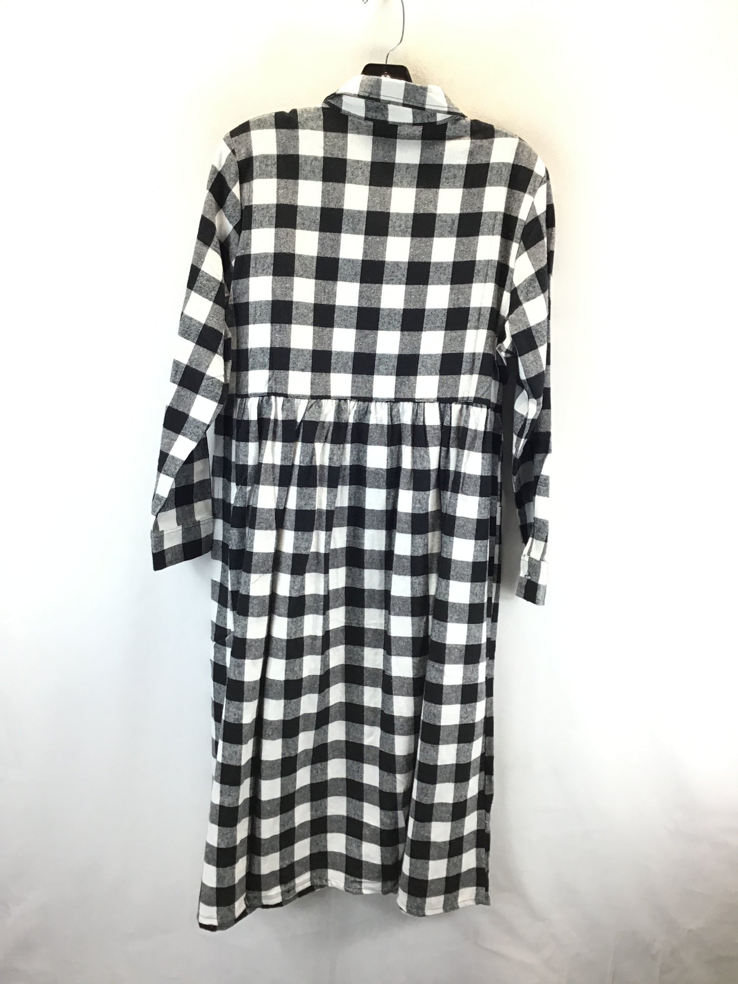 Dress Casual Midi By Blair In Black & White, Size: Petite  M