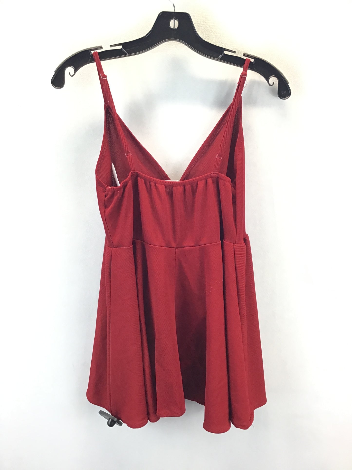 Top Sleeveless By Goodnight Macaroon In Red, Size: M