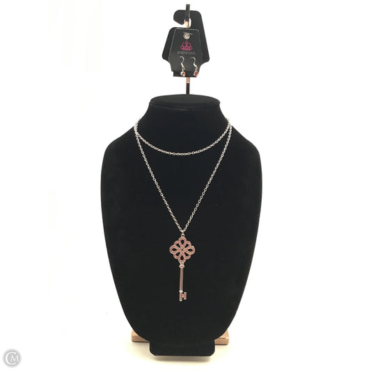 Necklace Set By Paparazzi, Size: 02 Piece Set