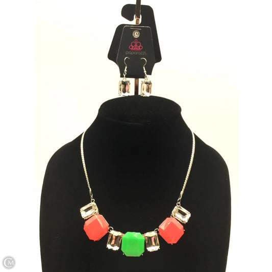 Necklace Set By Paparazzi, Size: 02 Piece Set