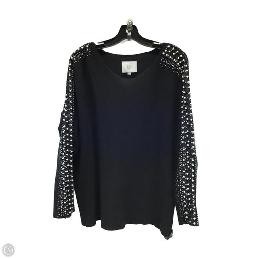 Sweater By Clothes Mentor In Black & White, Size: M