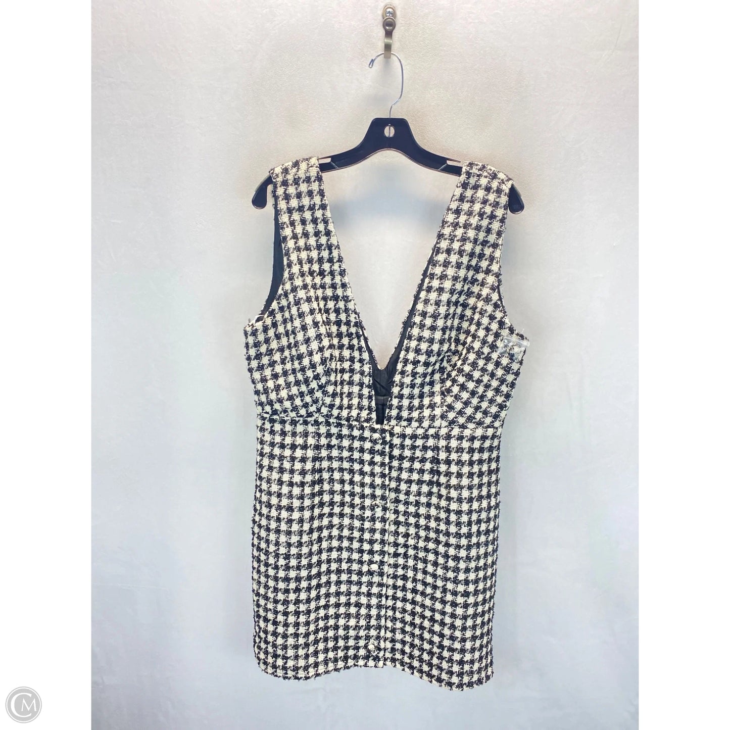 Dress Casual Short By Vici In Black & White, Size: Xl