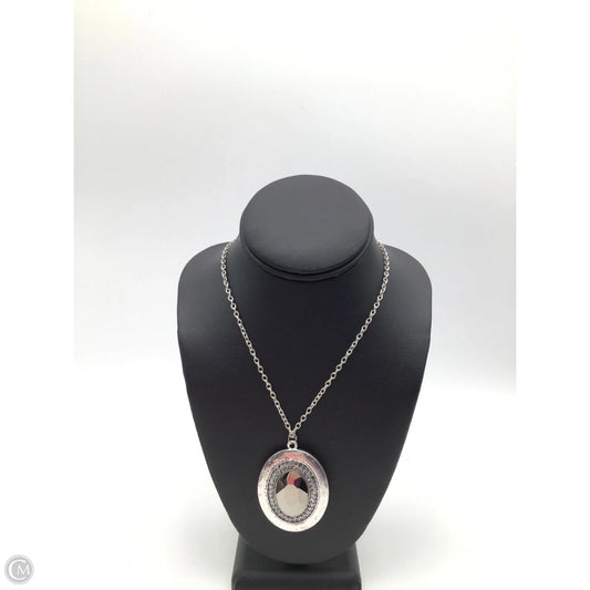 Necklace Set By Clothes Mentor, Size: 02 Piece Set