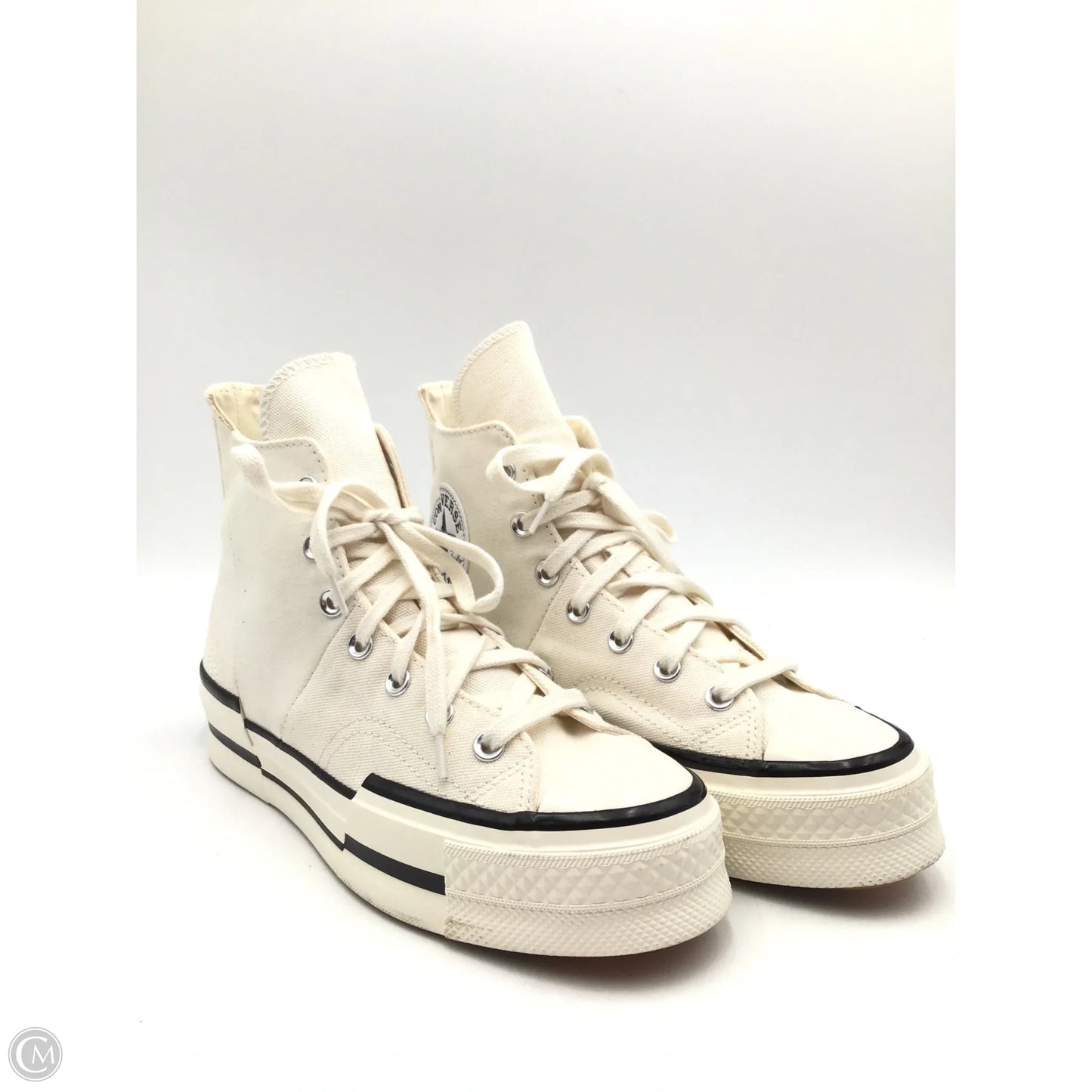 Shoes Sneakers By Converse In Cream, Size: 8.5