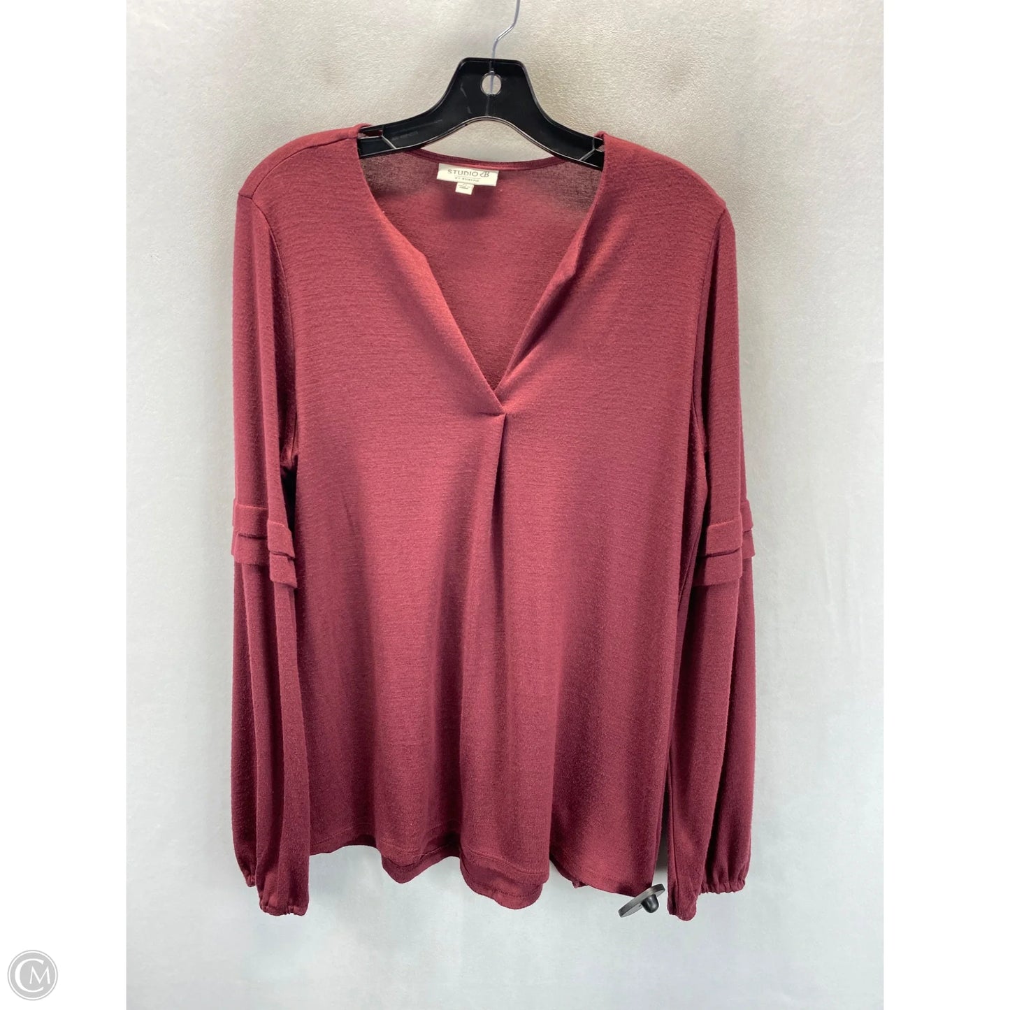 Top Long Sleeve By Bobeau In Maroon, Size: M