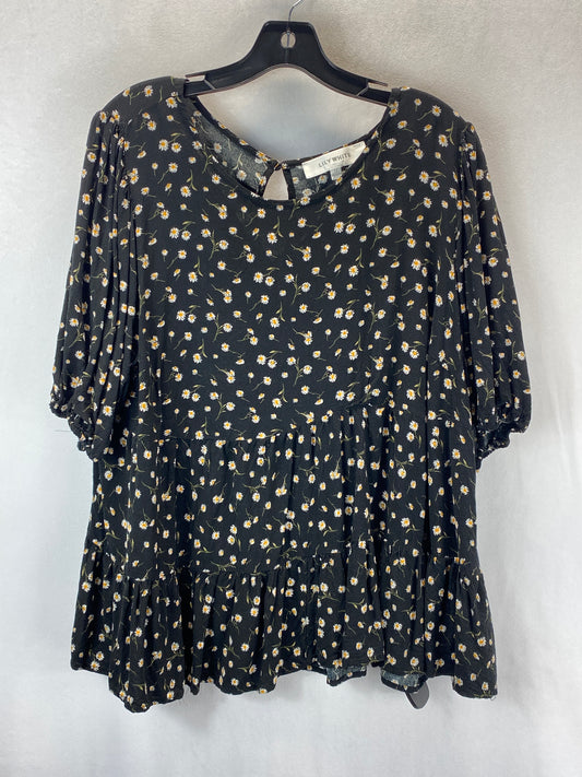 Top Short Sleeve By Lily White  Size: 2x