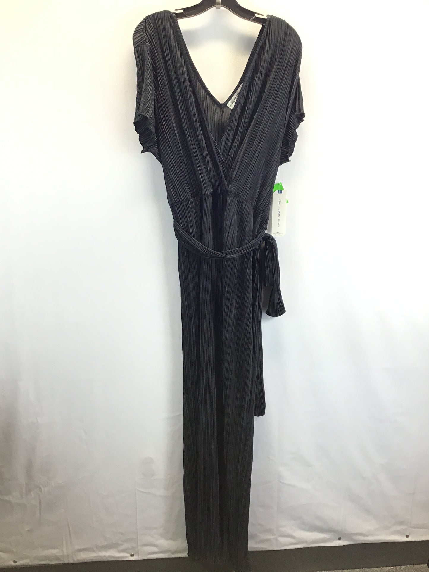 Black Jumpsuit Almost Famous, Size 3x