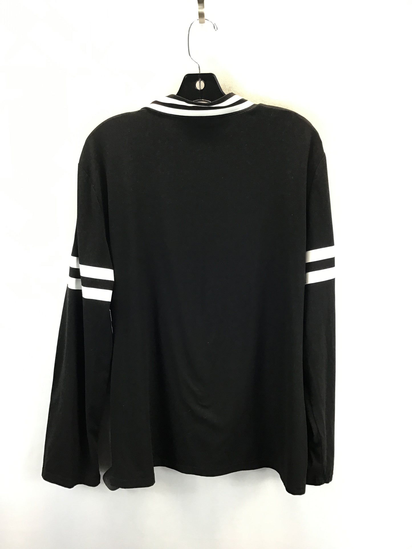 Top Long Sleeve By Shein In Black & White, Size: 2x