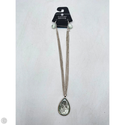 Necklace Set By Clothes Mentor, Size: 02 Piece Set