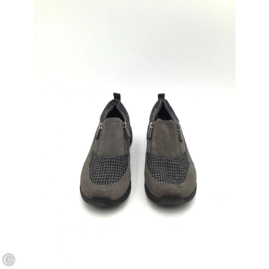 Shoes Hiking By Lands End In Grey, Size: 7.5