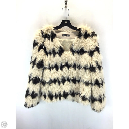 Jacket Faux Fur & Sherpa By Clothes Mentor In Black & Cream, Size: M