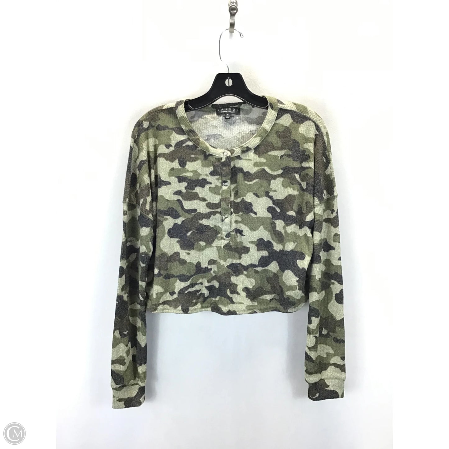 Top Long Sleeve By Trixxi In Camouflage Print, Size: M