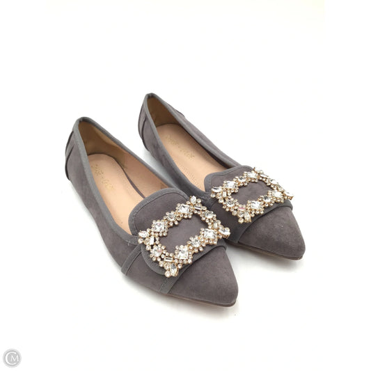 Shoes Flats By Clothes Mentor In Grey, Size: 8