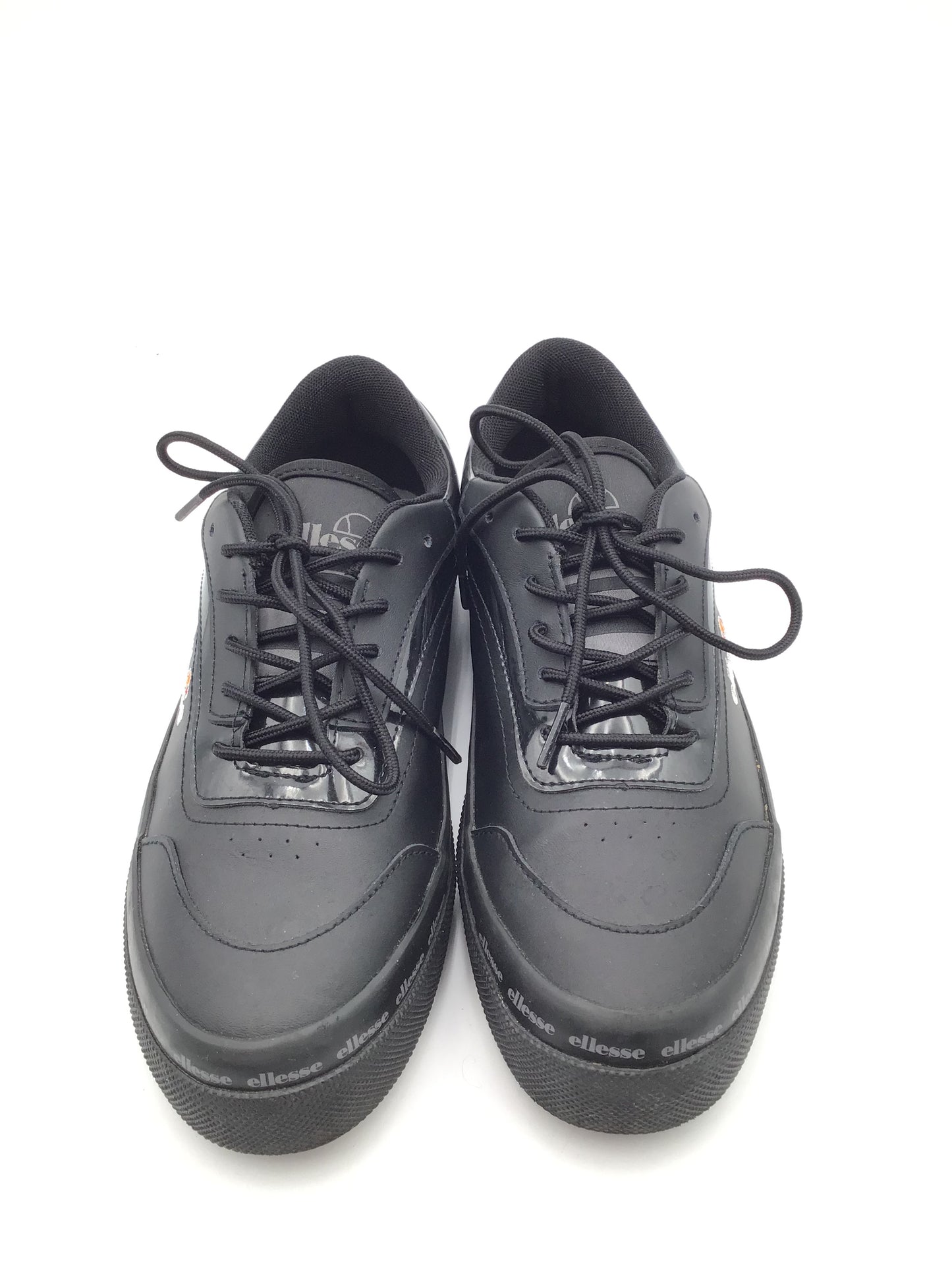 Shoes Sneakers By Clothes Mentor In Black, Size: 8