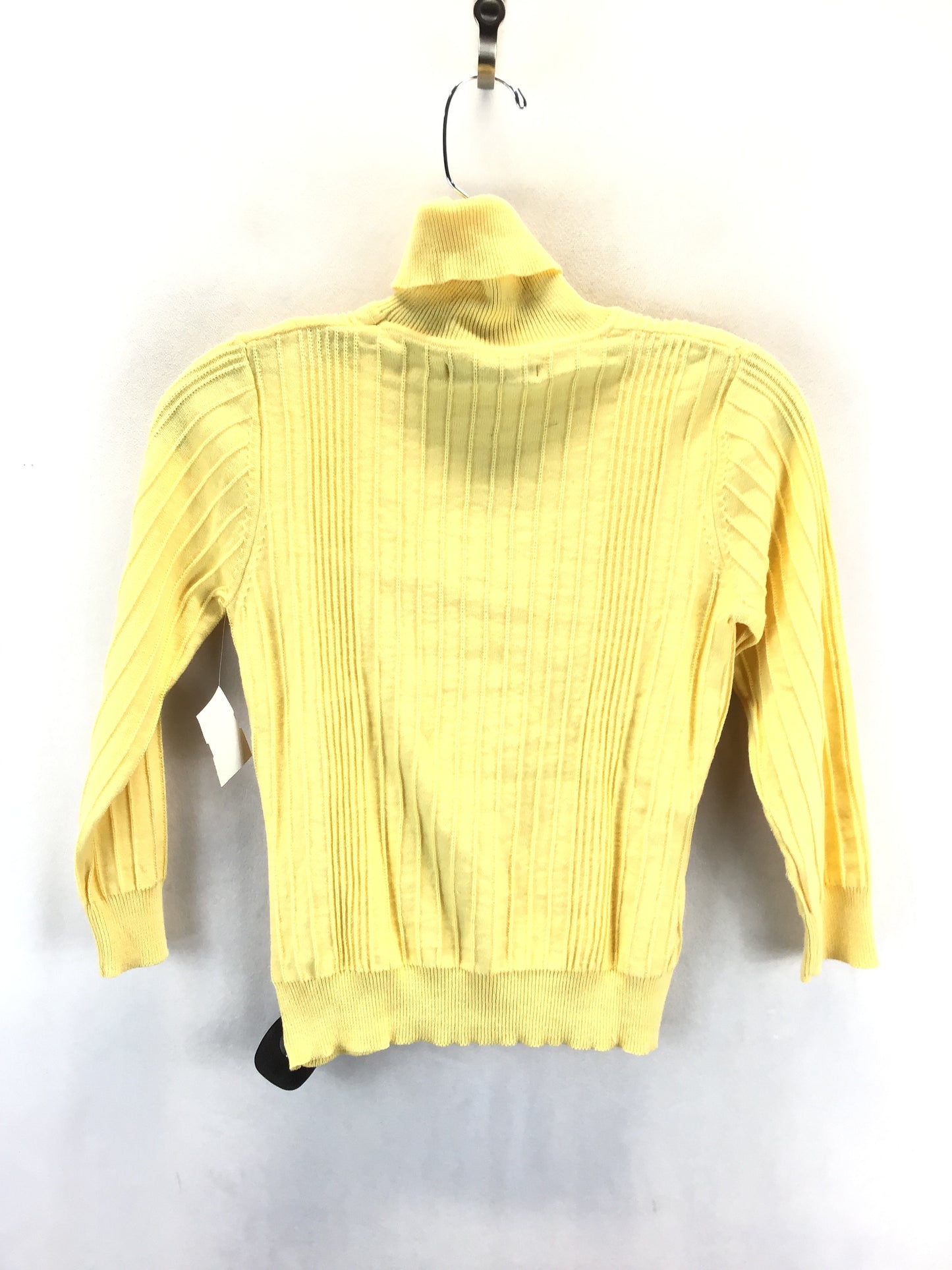 Top Long Sleeve Basic By Clothes Mentor In Yellow, Size: S