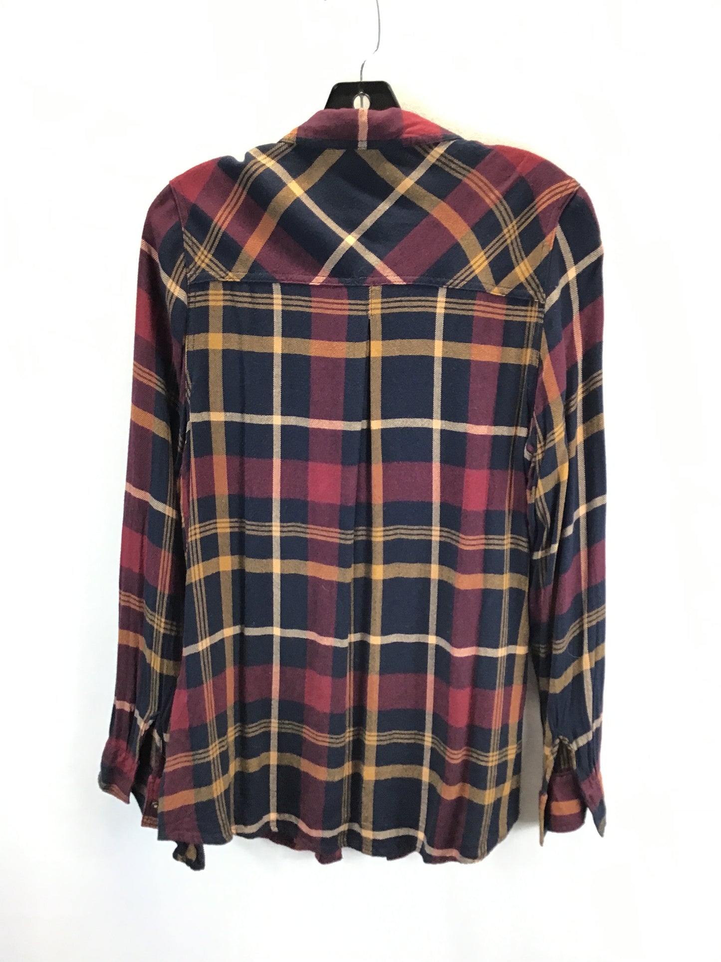 Top Long Sleeve By Maurices In Plaid Pattern, Size: M