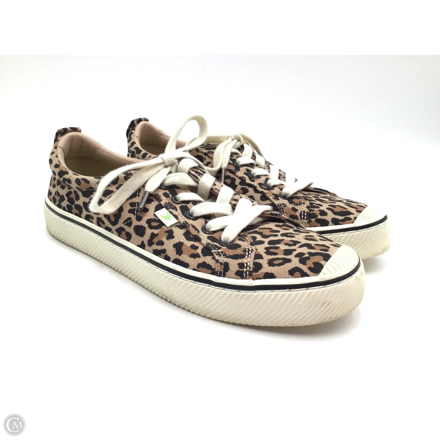 Shoes Sneakers By Cariuma In Leopard Print, Size: 9