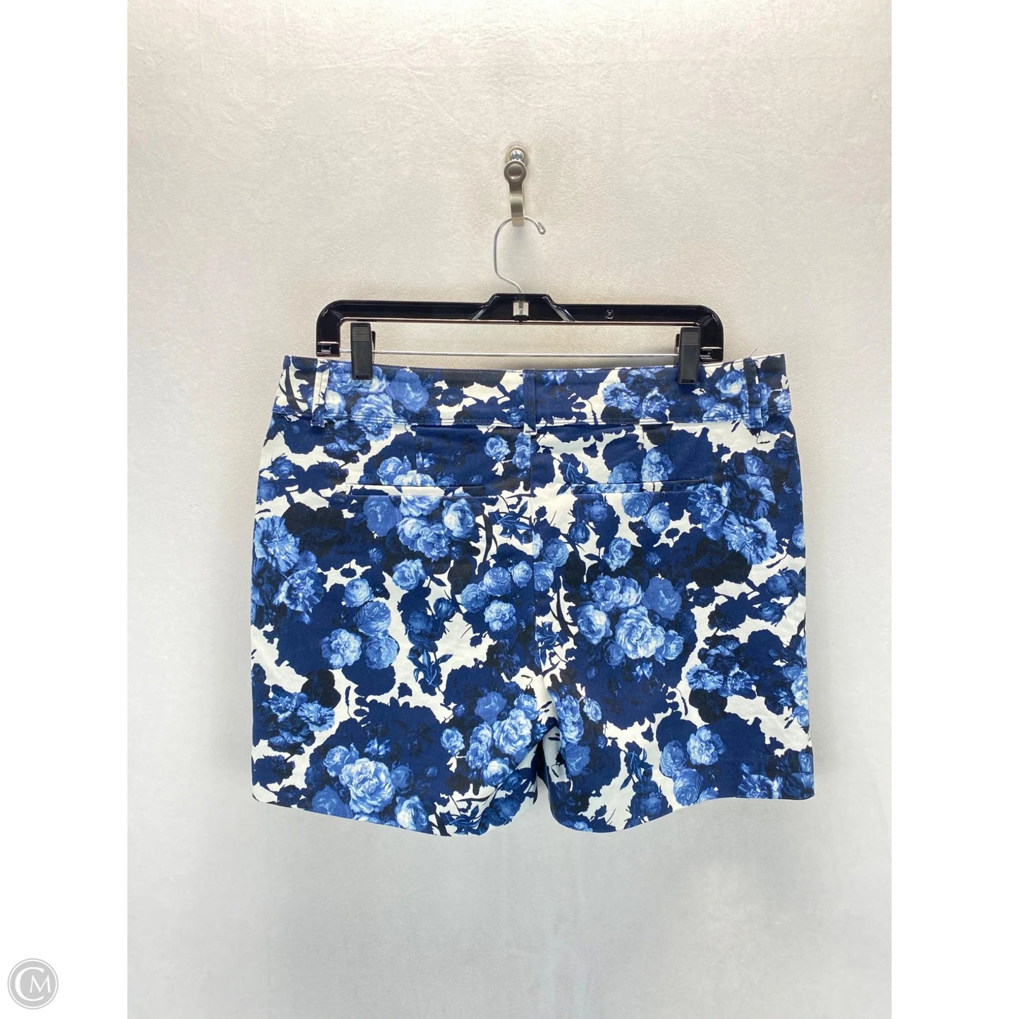 Shorts By Clothes Mentor In Floral Print, Size: 8